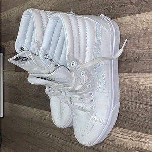 White Hightop Skater Vans